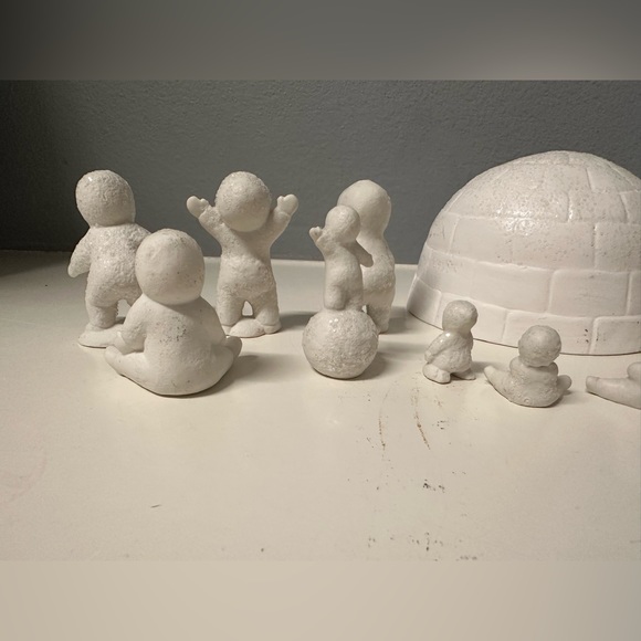 Snow Babies Collection with Igloo - Picture 6 of 7